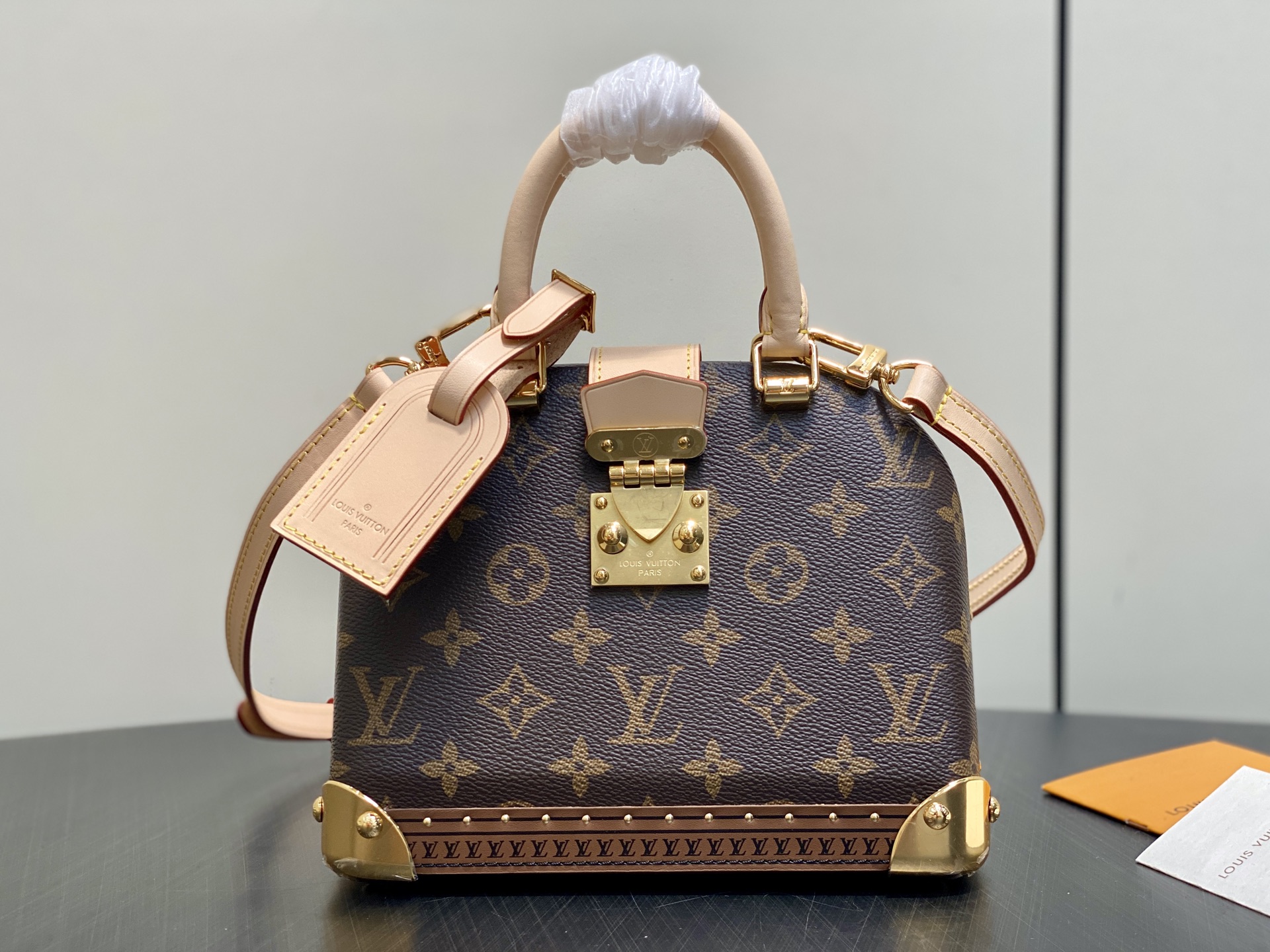 [Louis Vuitton] LV 루이비통 모노그램 알마 트렁크 20 (브라운 모노그램) 가방