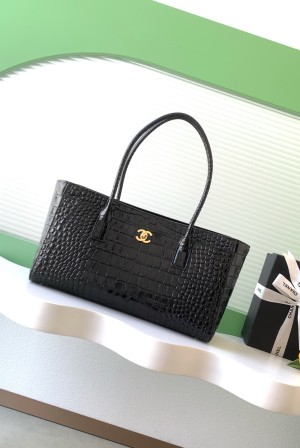 [Chanel] 샤넬 26S Cerf 서프 백 미디움 토트백 (블랙) 가방