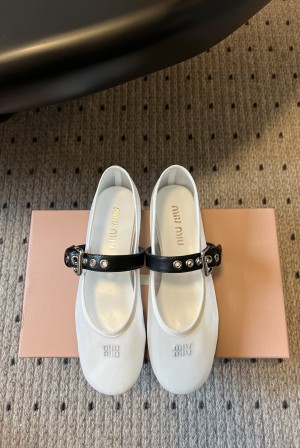 미우미우(MIU MIU) 패브릭 메리제인 플랫슈즈 신발