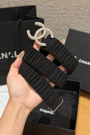 [Chanel] 샤넬 램스킨 셔링 펄 더블C 밴드 벨트 (30mm)