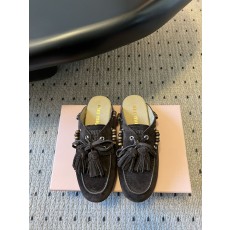 미우미우(MIU MIU) 스웨이드 데크 슈즈 슬리퍼 신발