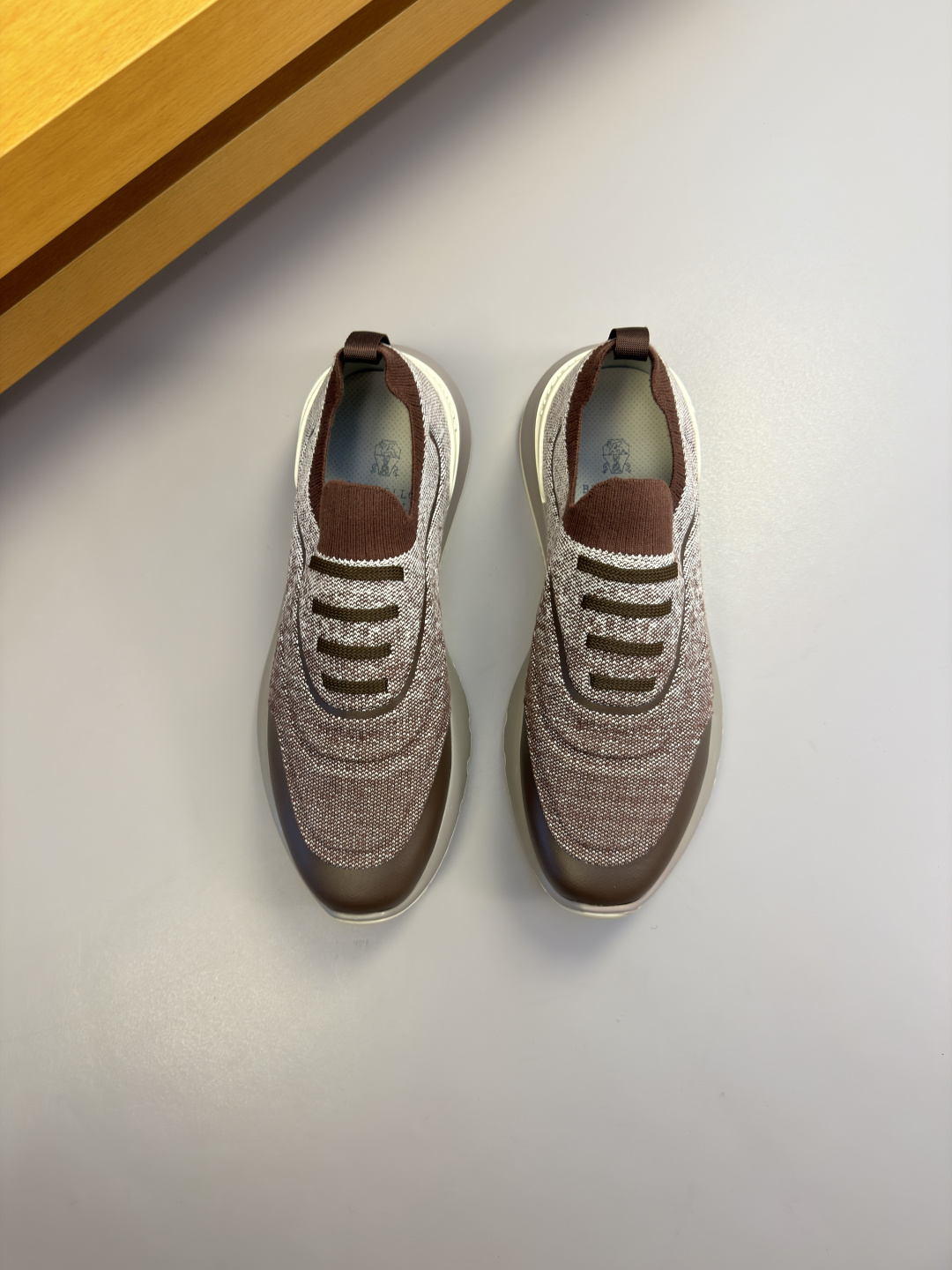 [Brunello Cucinelli] 브루넬로 쿠치넬리 하이엔드 캐주얼 스니커즈 신발