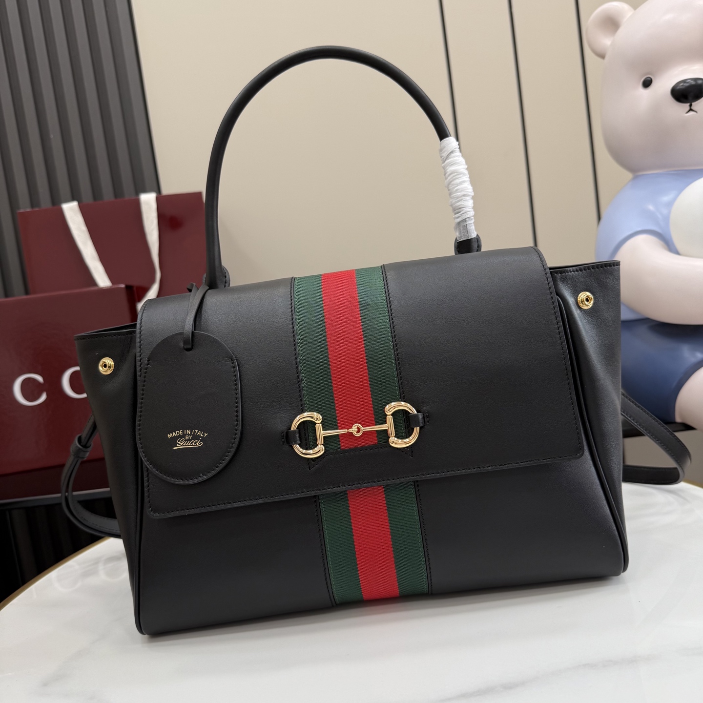 [GUCCI] 구찌 제너레이션 구찌(Generation Gucci) 핸드백 (올 가죽 버전, 875018 - 블랙) 가방
