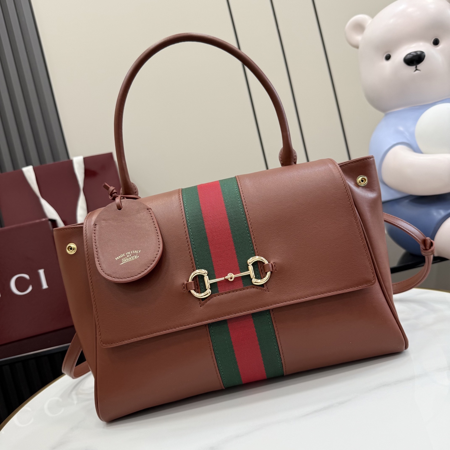 [GUCCI] 구지 제너레이션 구찌(Generation Gucci) 핸드백 (올 가죽 버전, 875018) 가방