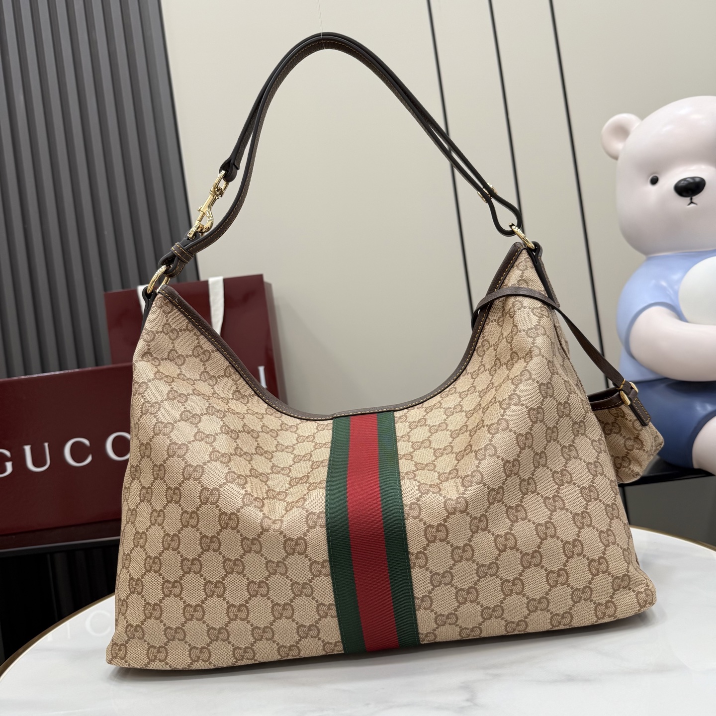 [GUCCI] 제너레이션 구찌(Generation Gucci) 숄더백 (A008NS - 샌드/브라운) 가방