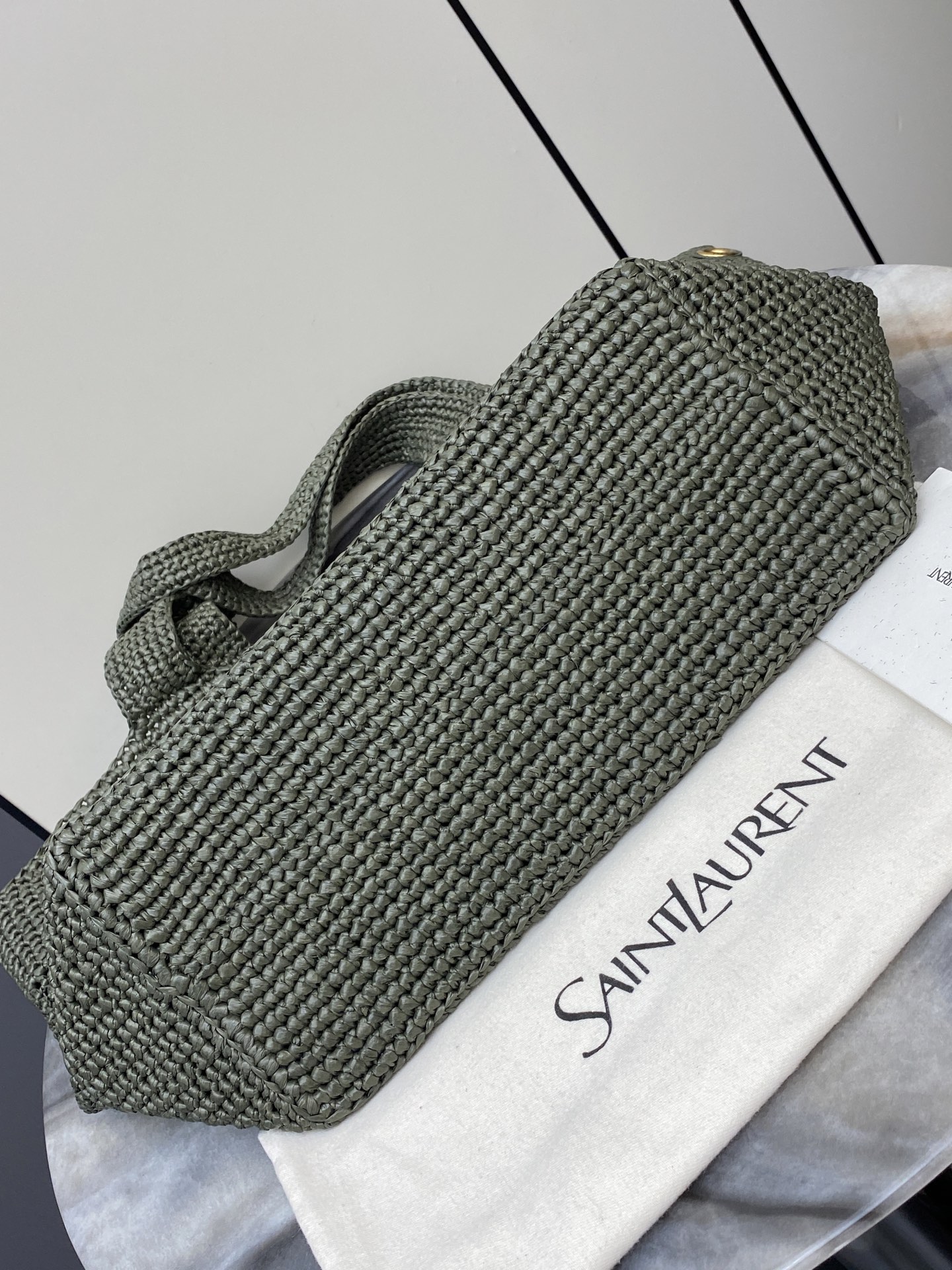 [YSL] 생로랑 아이케어(Icare) 스몰 쇼퍼백 (868748) 가방