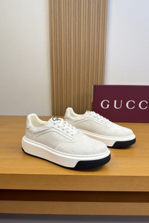 [GUCCI] 구찌 프리미엄 나파 카프스킨 스니커즈 신발