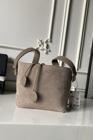 Chanel 샤넬 26SS 스웨이드 퀼팅 버킷백 (AS6268) 가방