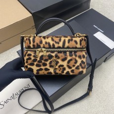 YSL 생로랑 가비(Gaby) 레오파드 화장품 케이스 파우치 백 가방