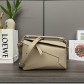 Loewe 로에베 퍼즐 엣지(Puzzle Edge) 스몰 그레인 레더 백 가방