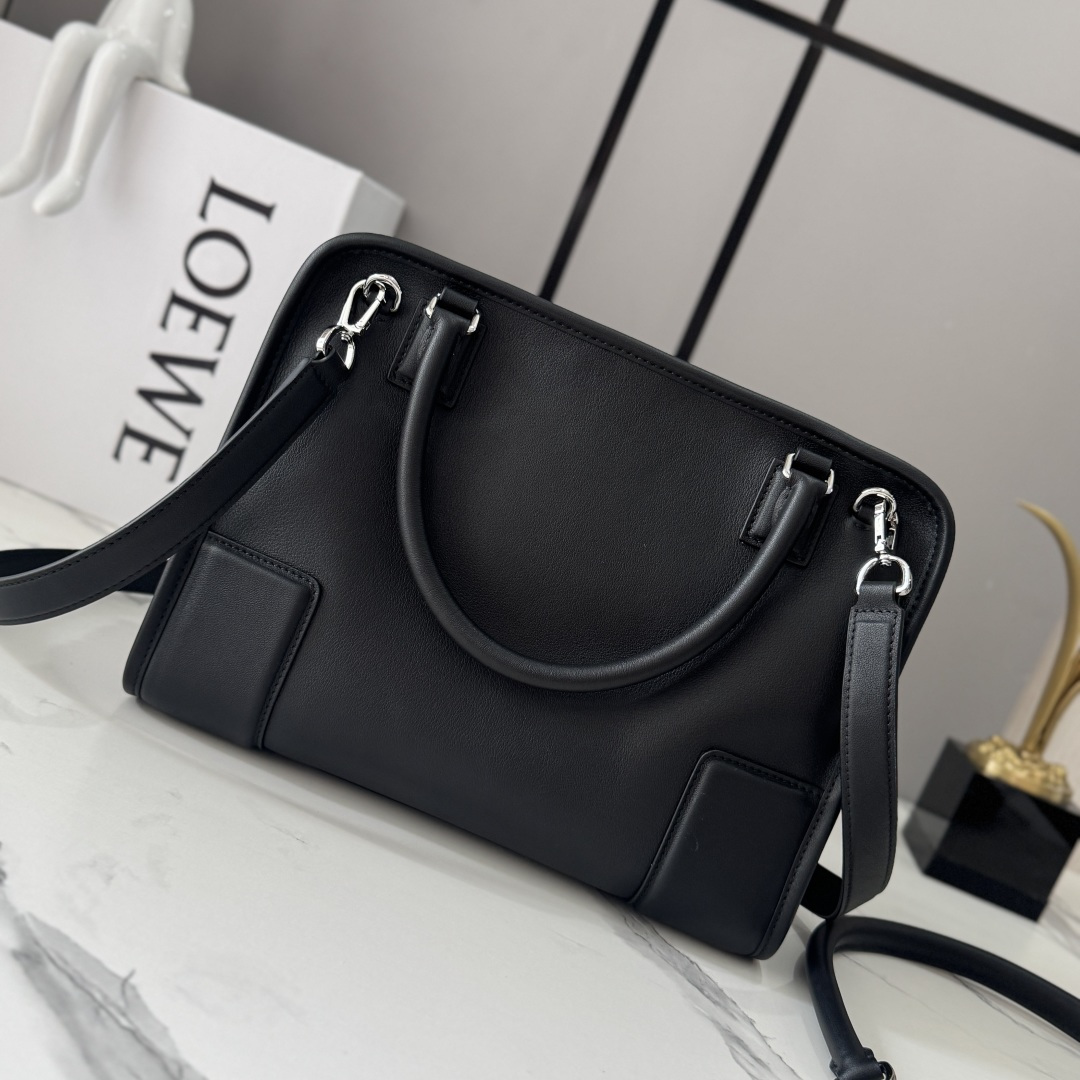 Loewe 로에베 아마조나(Amazona) 180 미디엄 소프트 레더 백 가방