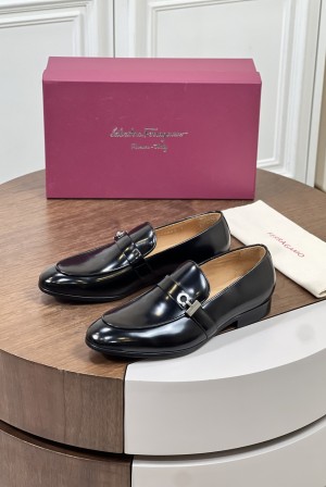 Ferragamo 페라가모 남성 클래식 비즈니스 로퍼 구두 신발