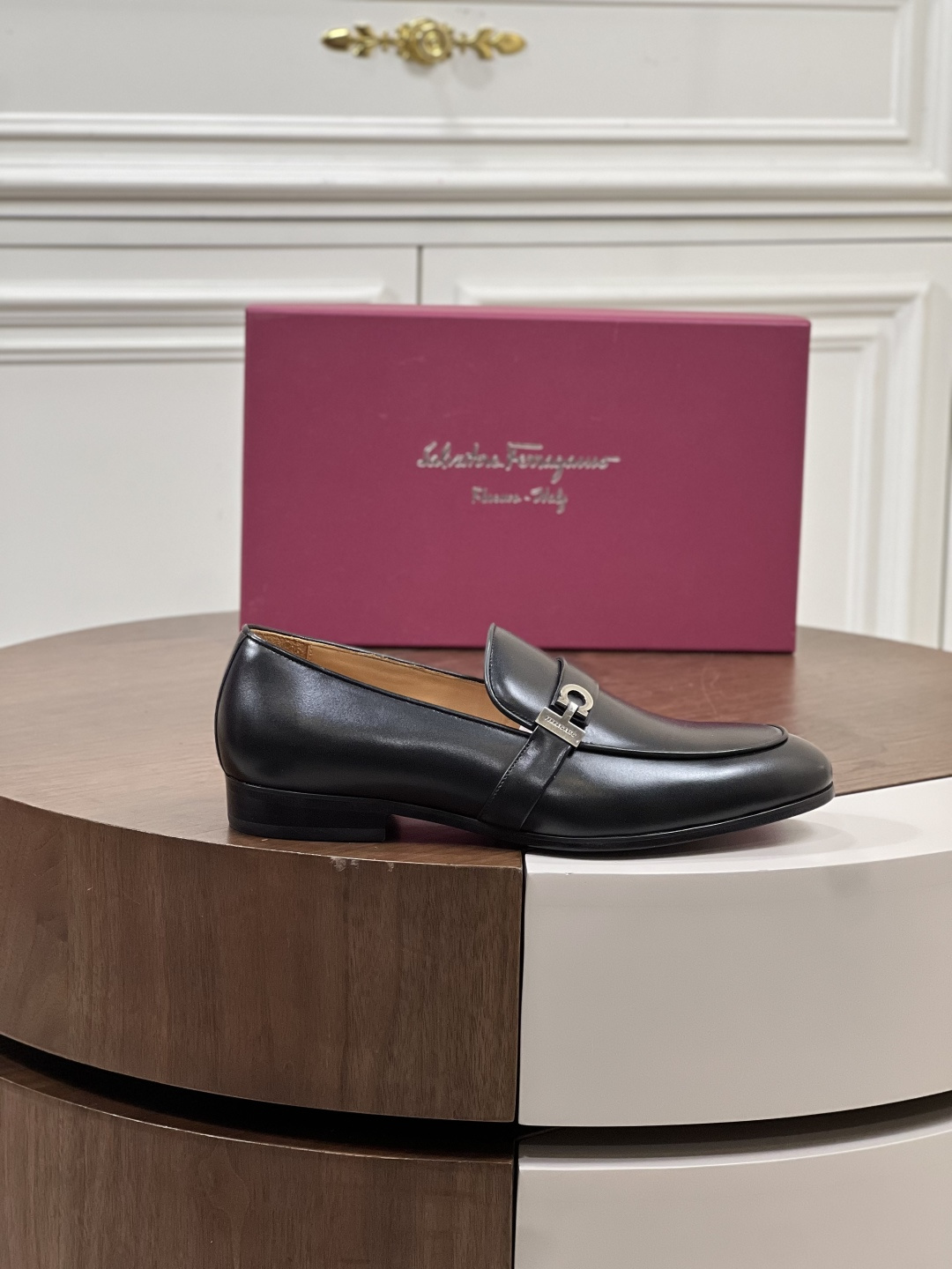 Ferragamo 페라가모 남성 클래식 비즈니스 로퍼 구두 신발