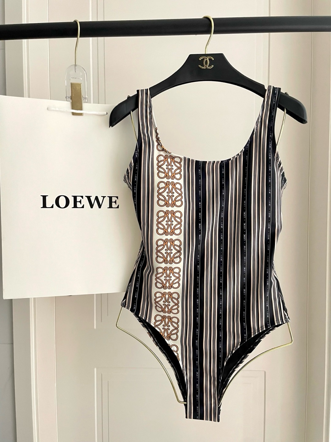 로에베(LOEWE) 스트라이프 원피스 수영복 의류