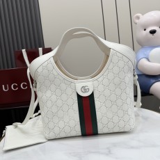 GUCCI 구찌 Generation 제너레이션 GG 질리오(Giglio) 펀칭 레더 토트백 가방