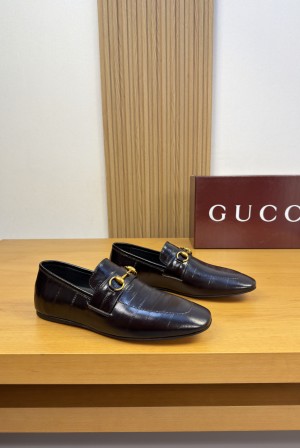 GUCCI 구찌 세로 스트라이프 나파 소가죽 로퍼 구두 신발