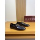 GUCCI 구찌 세로 스트라이프 나파 소가죽 로퍼 구두 신발