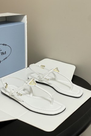 프라다(PRADA) 삼각 로고 쪼리 신발