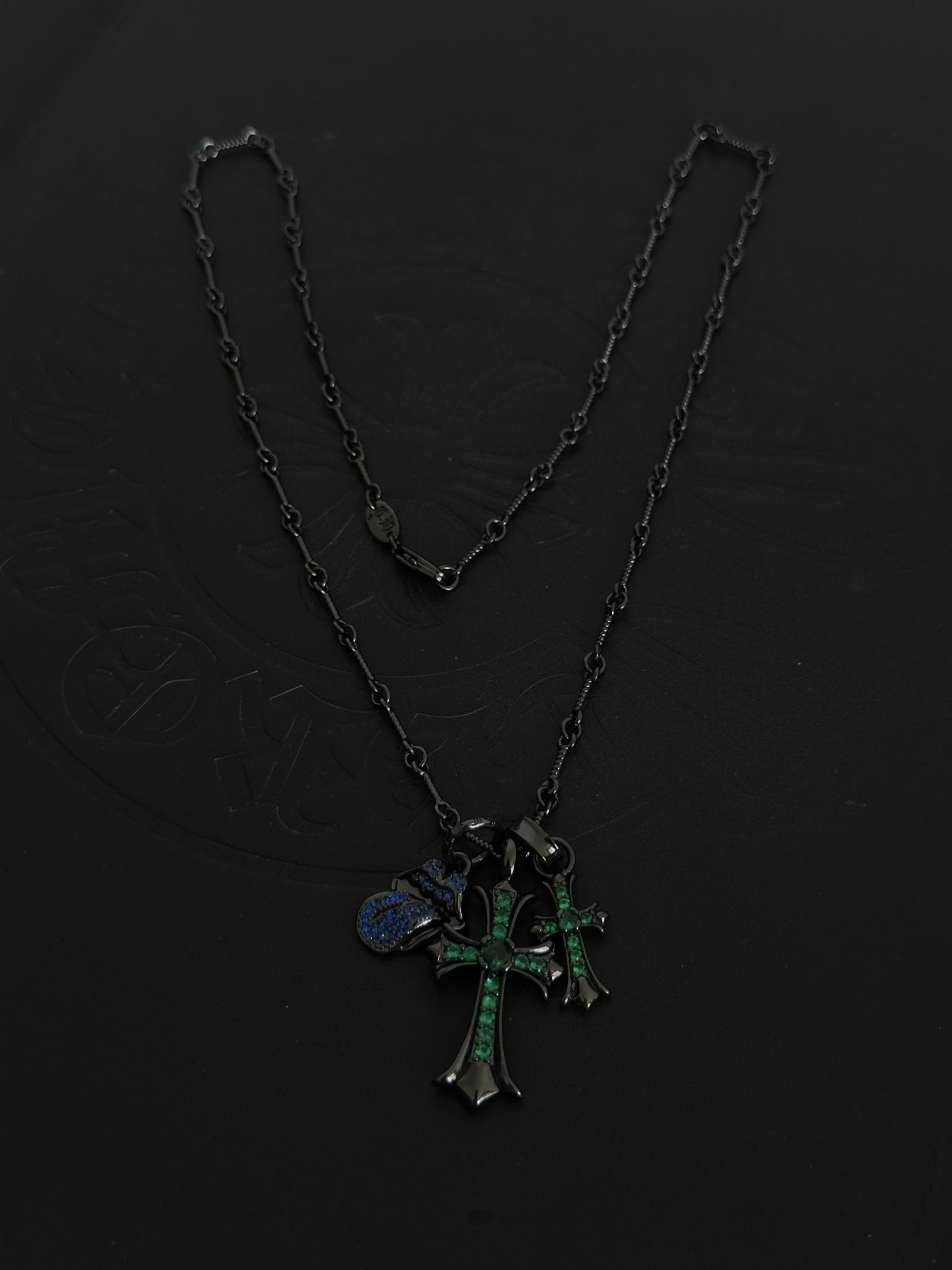 크롬하츠(Chrome Hearts) 멀티 크로스 목걸이 액세서리