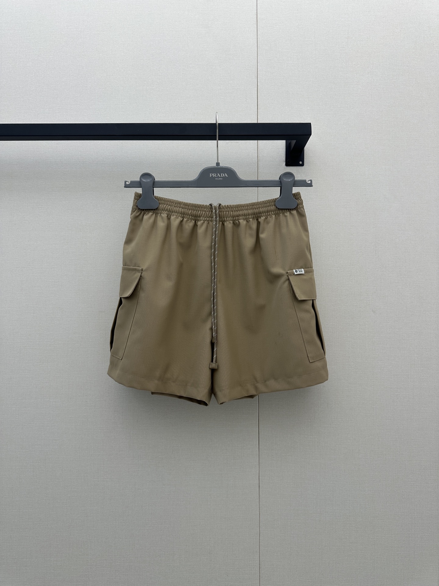 프라다(PRADA) 카고 쇼츠 팬츠 의류