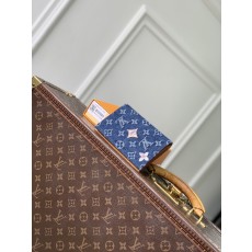 LV 루이비통 M64502 데님 플라워 여권 지갑(Passport Cover)
