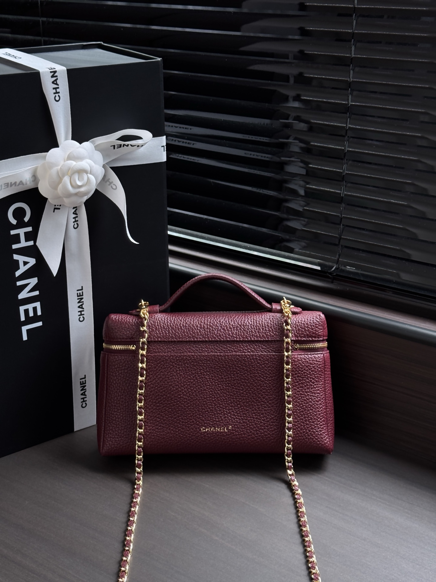Chanel 샤넬 AP5346 26A 그레인드 카프스킨 LP 베니티 백 가방