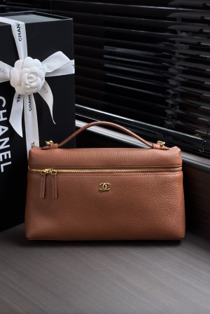 Chanel 샤넬 AS6473 26A 그레인드 카프스킨 LP 베니티 백 라지 가방