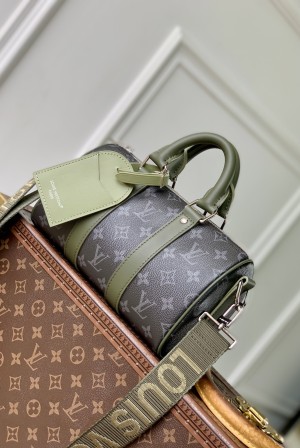 LOUIS VUITTON LV 루이비통 Keepall Bandoulière 25 모노그램 이클립스 토트 겸 보스턴백 (M28638) 가방