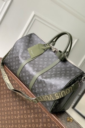 LOUIS VUITTON LV 루이비통 Keepall 50 모노그램 이클립스 & 카키 (M28844) 가방
