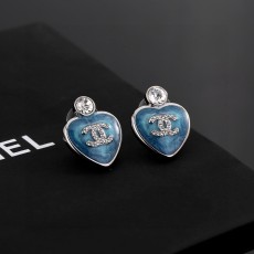 샤넬(CHANEL) 블루 하트 귀걸이 악세사리