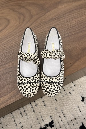 샤넬(CHANEL) 호피 메리제인 플랫슈즈 신발