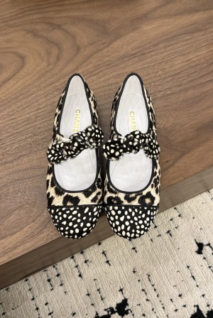 샤넬(CHANEL) 호피 메리제인 플랫슈즈 신발
