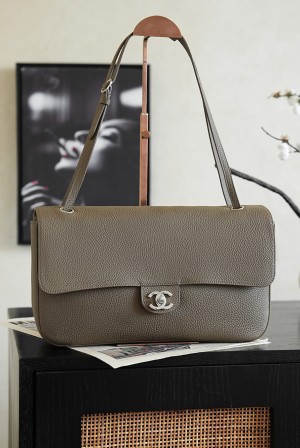 [CHANEL] 샤넬 26S 라지 플랩 백 가방 AS6231