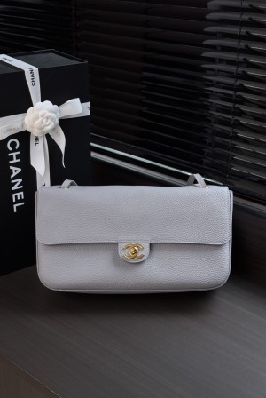 [CHANEL] 샤넬 26S 라지 플랩 백 가방 AS6231