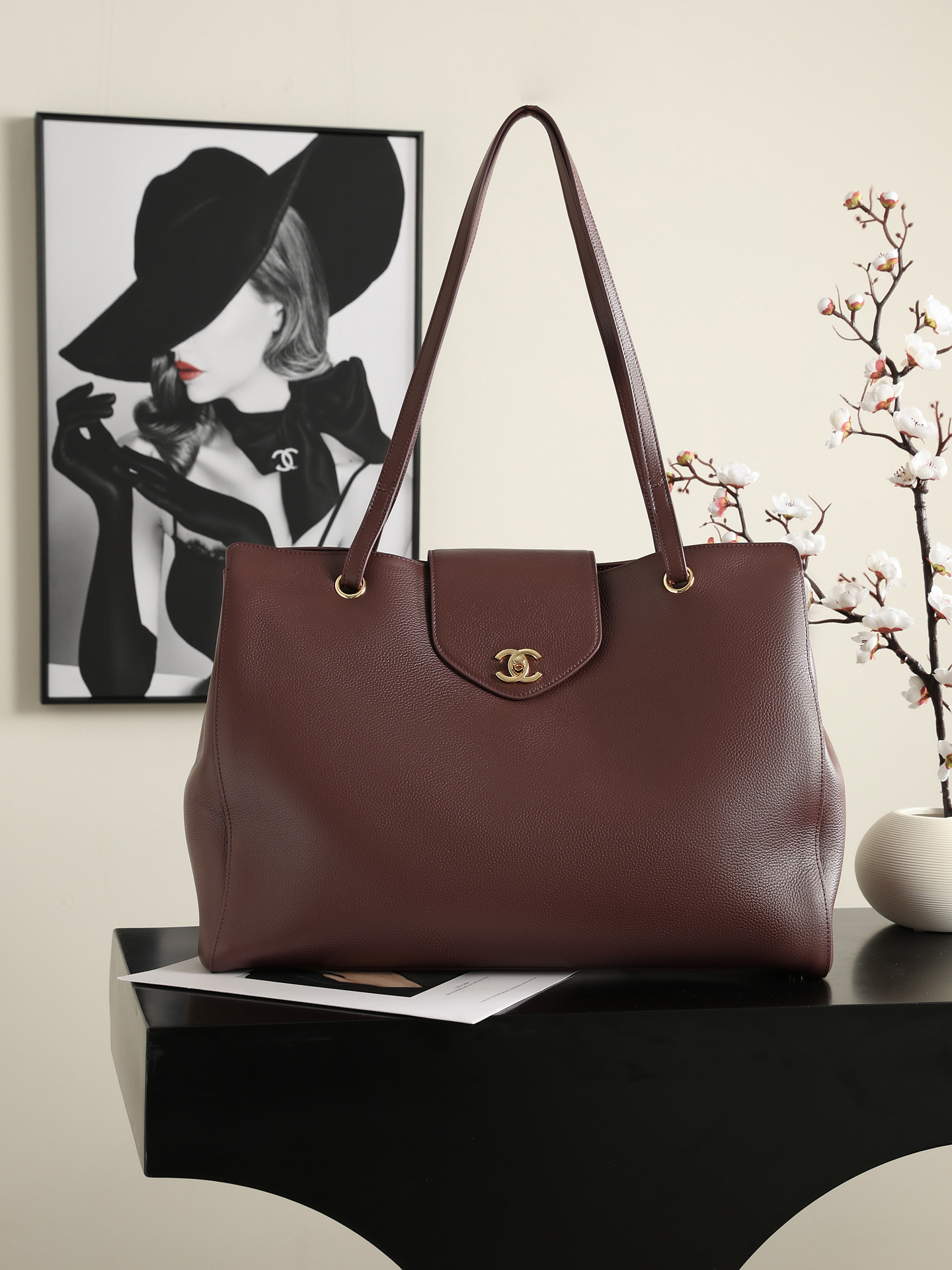 [CHANEL] 샤넬 Supermodel Tote 슈퍼모델 빈티지 락 플랩 토트백 가방 / AS6245