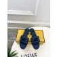 펜디(FENDI) 스티치 레더 플랫 슬리퍼 신발