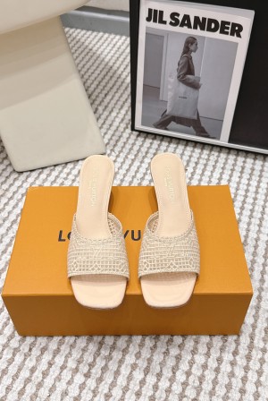 루이비통(LV) 레이스 메쉬 키튼힐 뮬 슬리퍼 신발