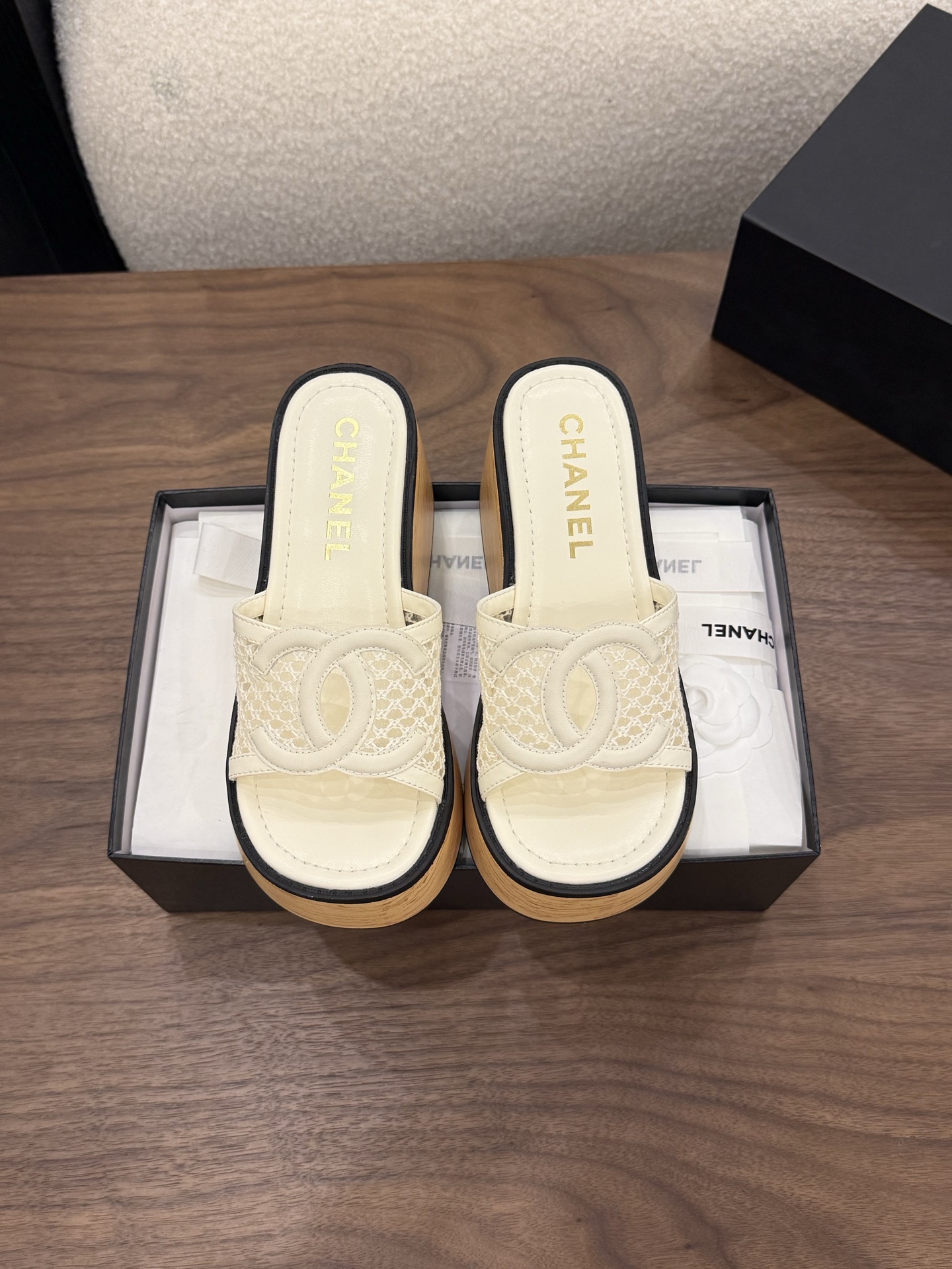 샤넬(CHANEL) 짜임 웨지 슬리퍼 신발