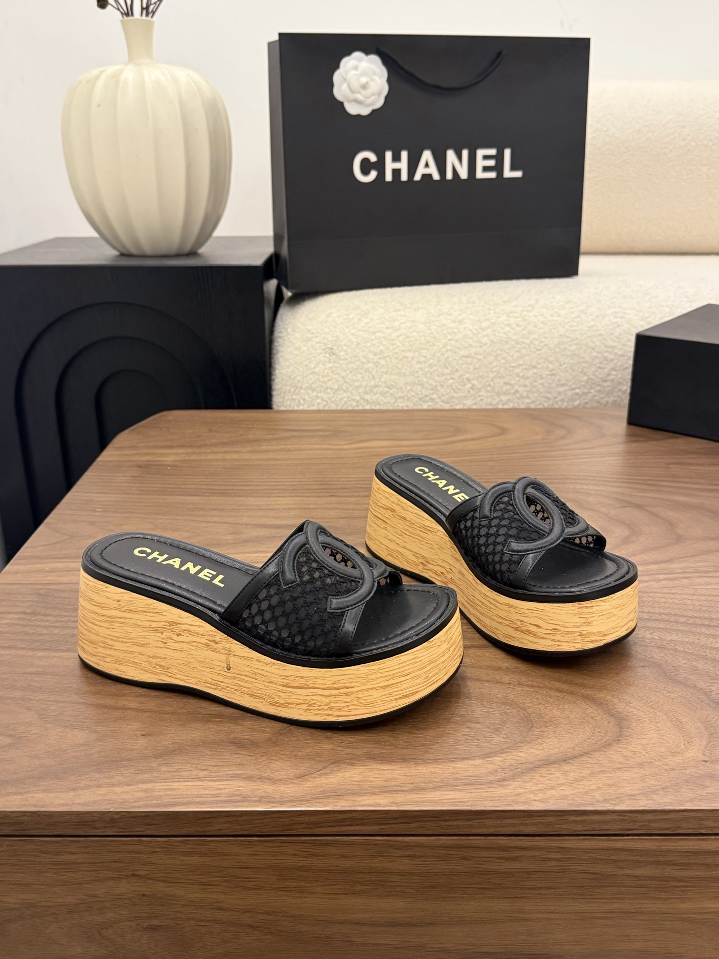 샤넬(CHANEL) 짜임 웨지 슬리퍼 신발