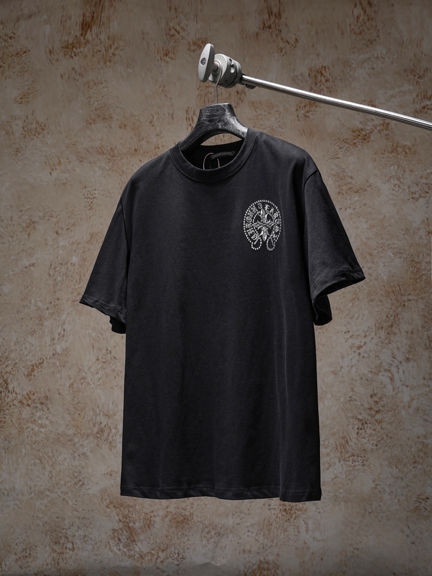 크롬하츠(CHROME HEARTS) 스톤 반팔 티셔츠 상의 의류