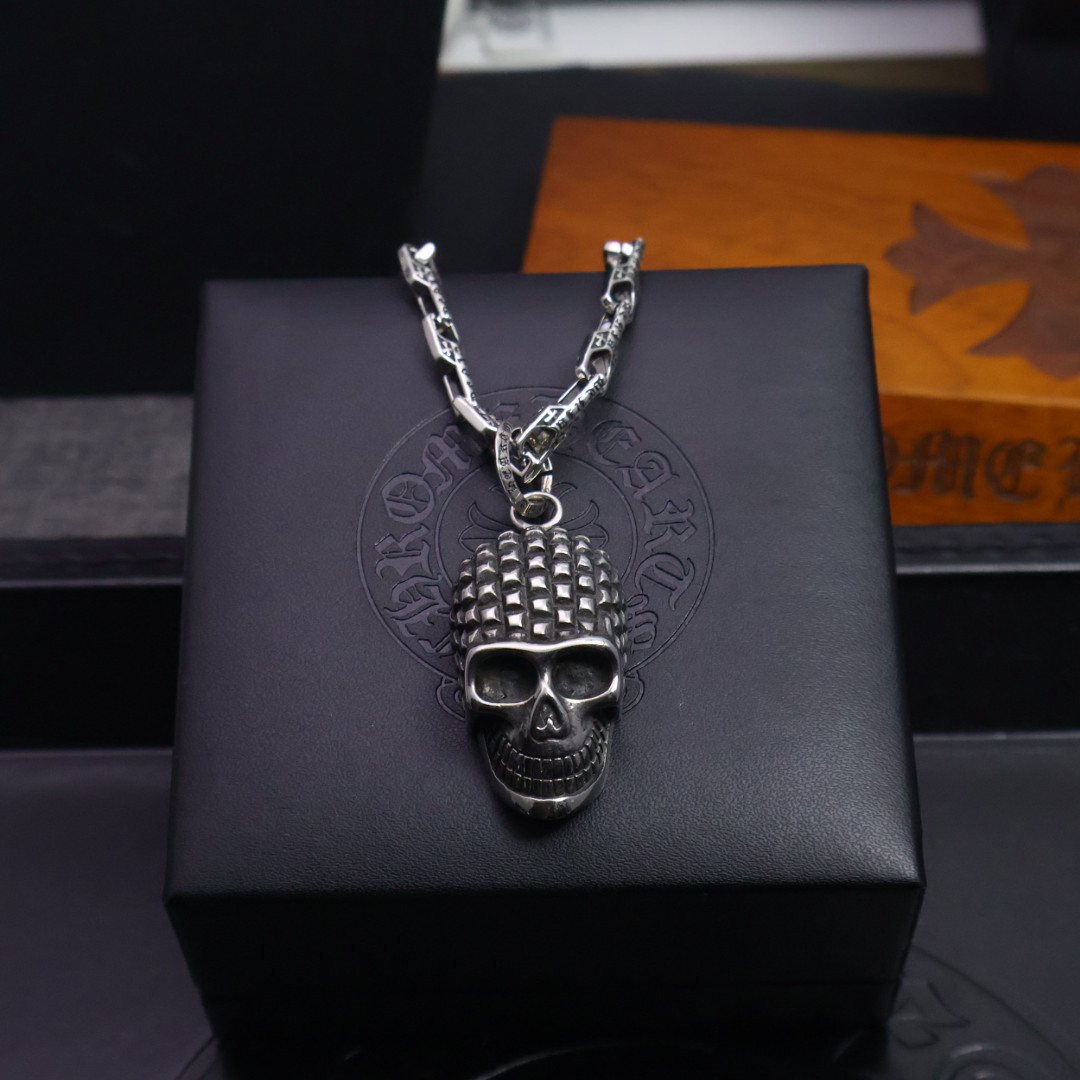크롬하츠(CHROME HEARTS) 스컬 고딕 펜던트 체인 목걸이 악세사리