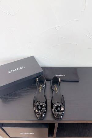 샤넬(CHANEL) 까멜리아 컷아웃 샌들 신발