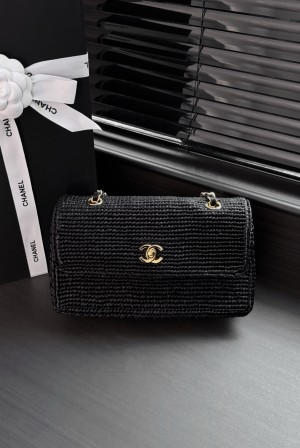 [CHANEL] 샤넬 26M Cocobeach 코코비치 사첼 라피아 플랩백 가방 / AS6088