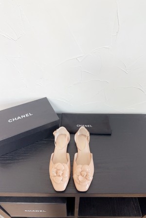 샤넬(CHANEL) 까멜리아 컷아웃 샌들 신발