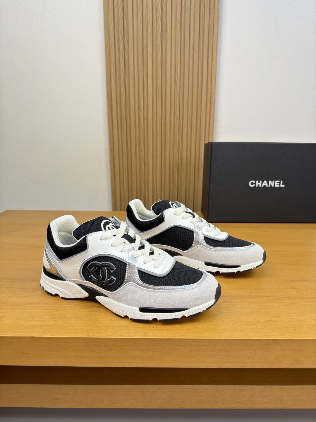[CHANEL] 샤넬 커플 클래식 캐주얼 스니커즈 신발