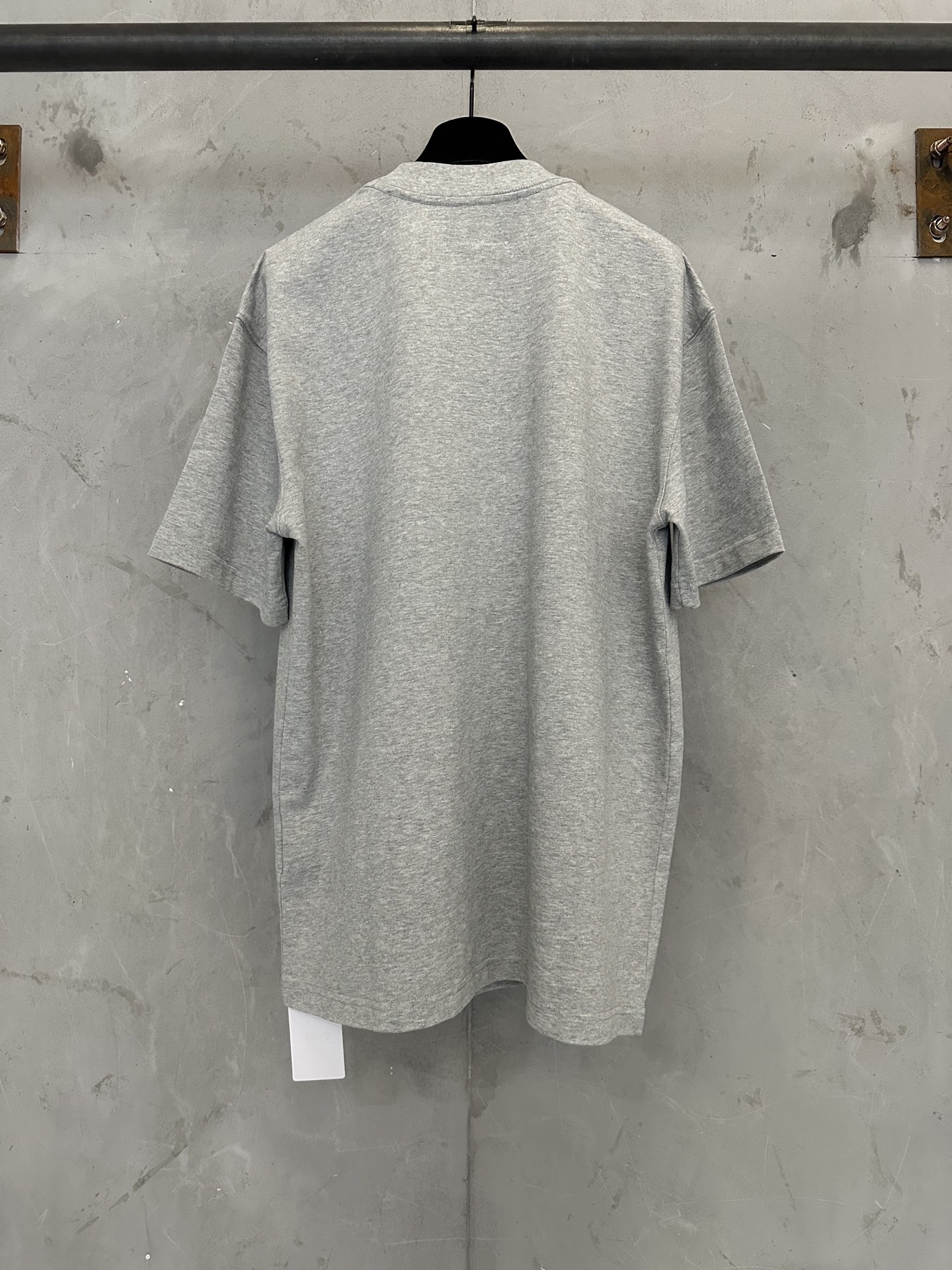 메종 마르지엘라(Maison Margiela) 아웃 라벨 반팔 티셔츠 상의 의류
