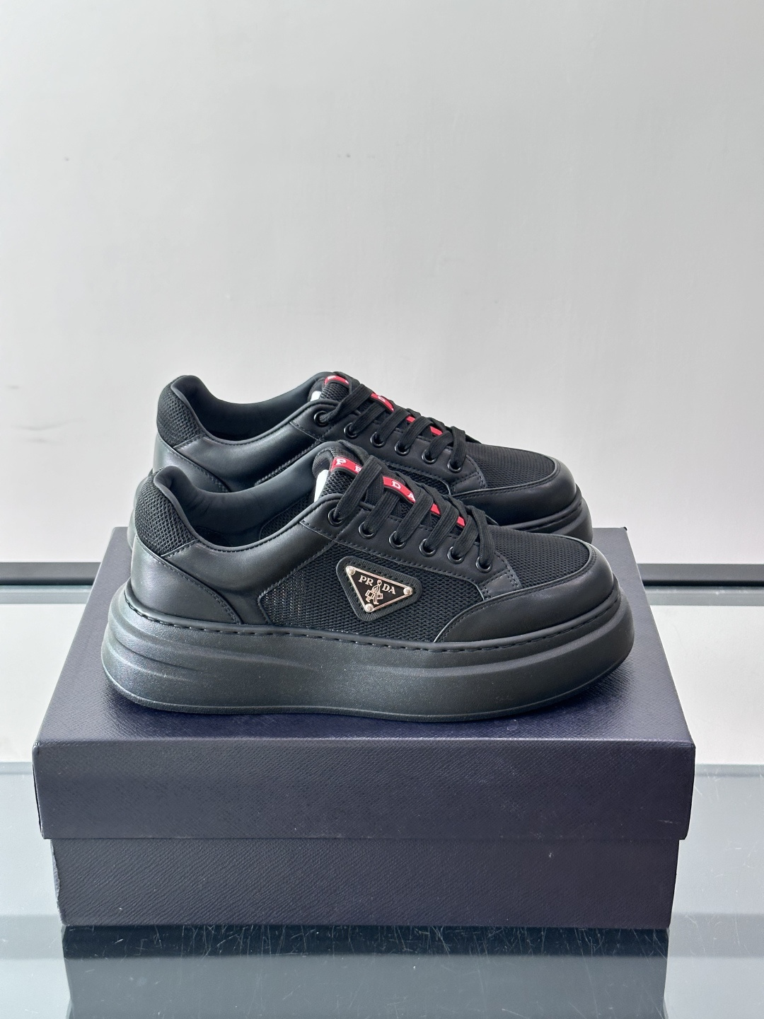 [Prada] 프라다 투톤 믹스 레더 & 메쉬 스니커즈 신발