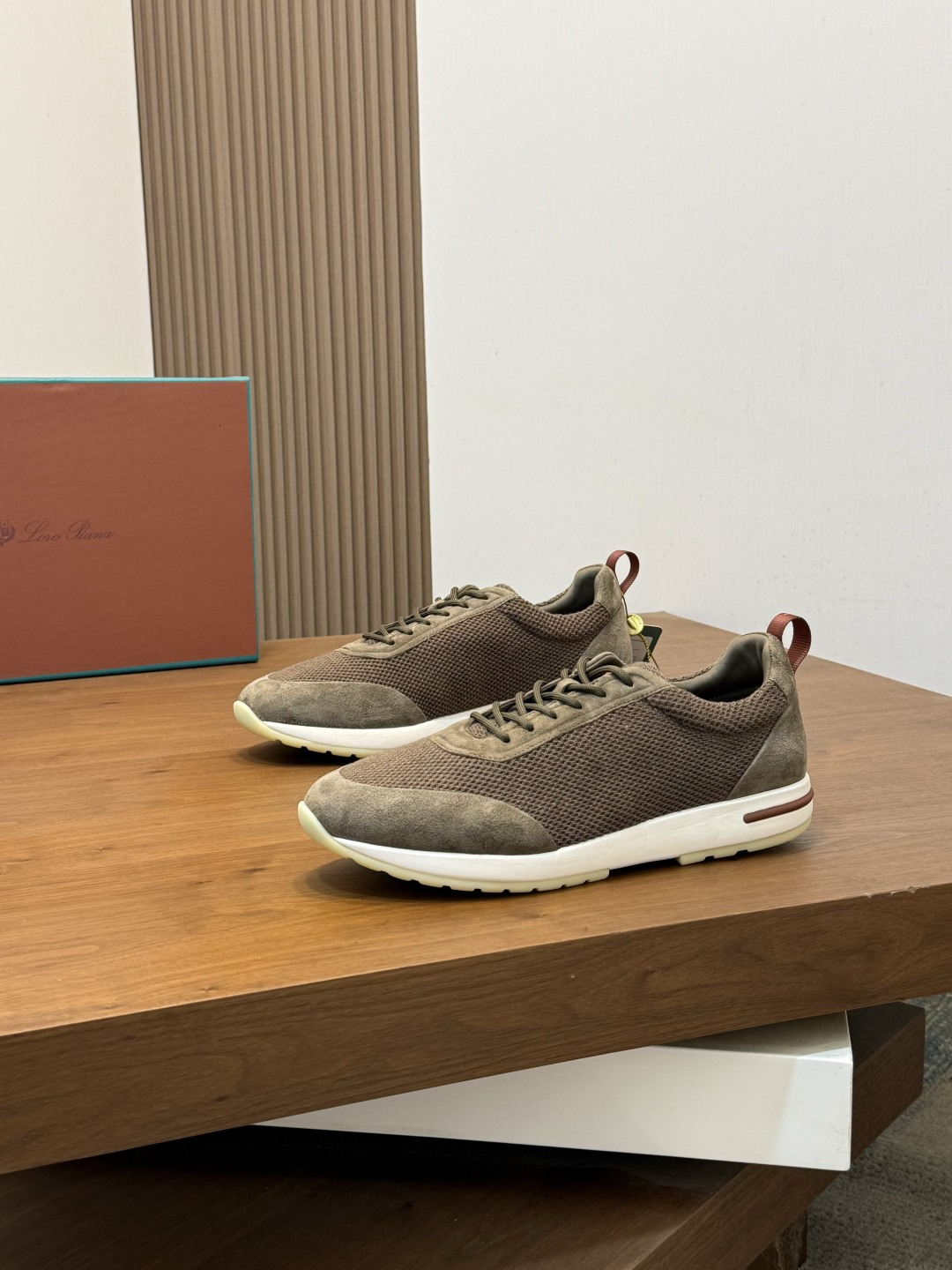[Loro Piana] LP 로로 피아나 워크 앤 워크 / 시티 워크 스니커즈 신발