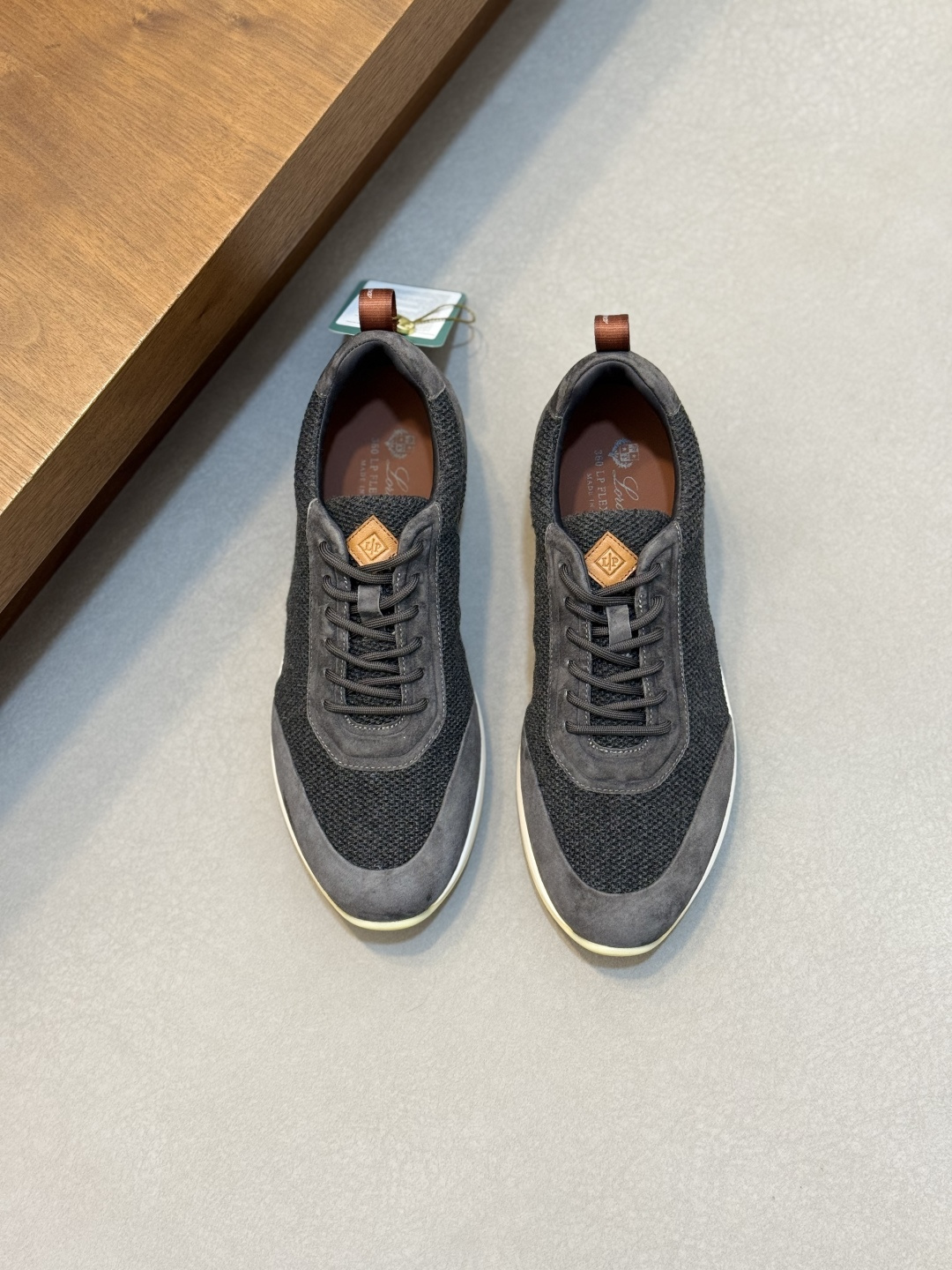 [Loro Piana] LP 로로 피아나 워크 앤 워크 / 시티 워크 스니커즈 신발