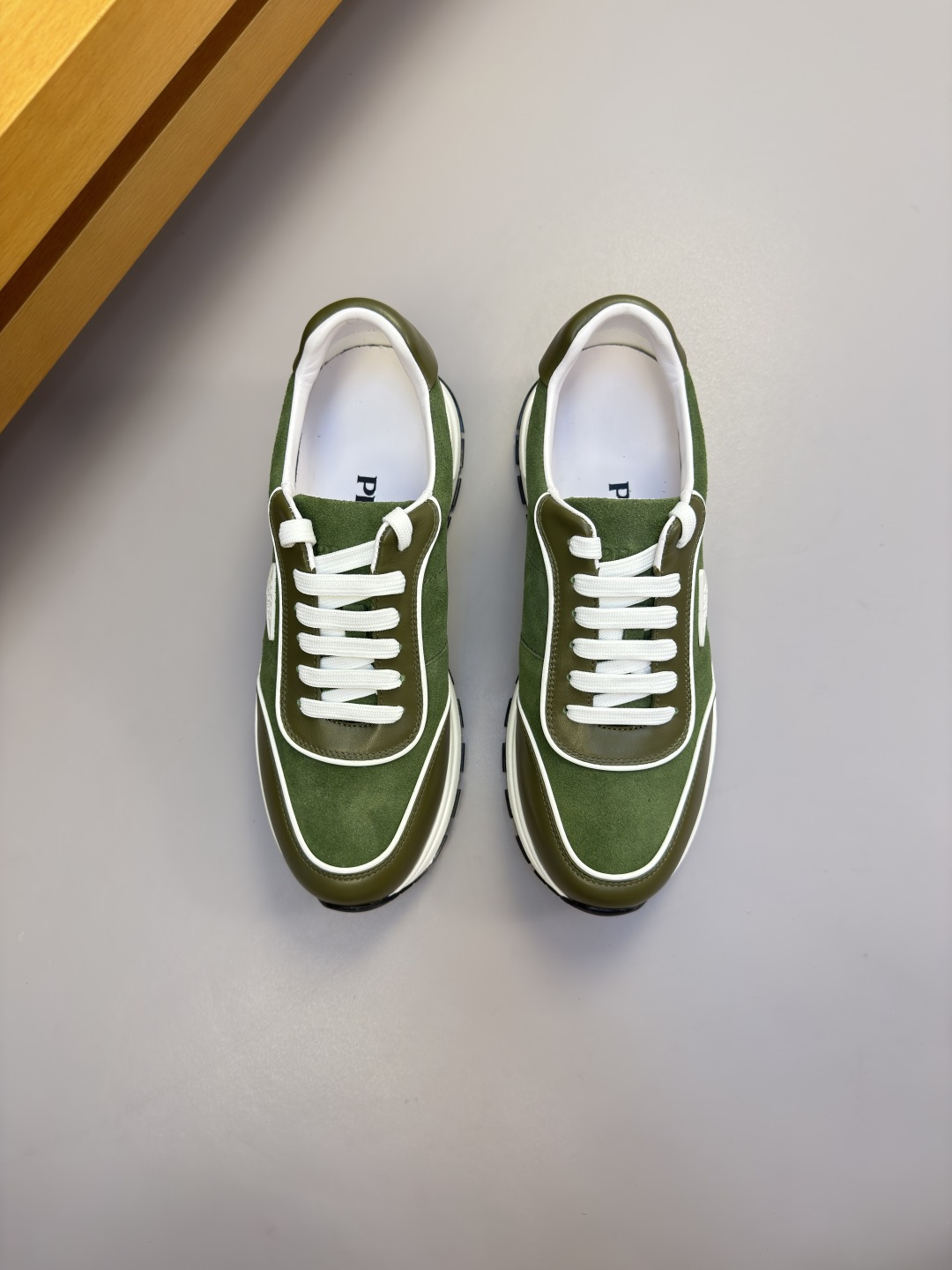 [Prada] 프라다 나파 & 스웨이드 콤비 스니커즈 신발